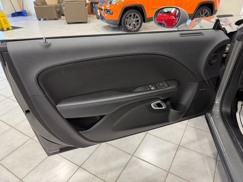 Used 2023 Dodge Challenger R/T Scat Pack image 10