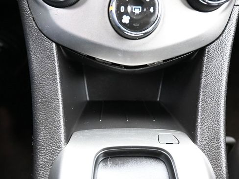 Used 2015 Chevrolet Sonic LTZ image 20