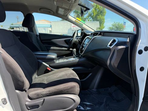 Used 2015 Nissan Murano S w/ Navigation Package AWD/4WD image 13