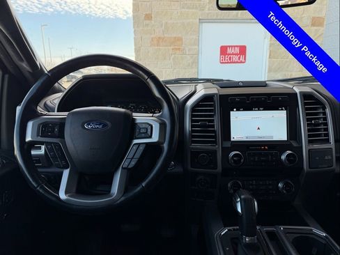Used 2018 Ford F150 Platinum w/ Equipment Group 701A Luxury image 8