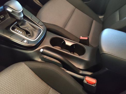 Used 2025 Kia Soul LX w/ LX Technology Package image 26