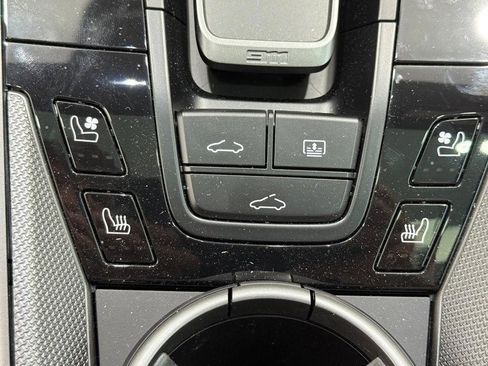 Certified 2024 Porsche 911 Carrera 4S image 24