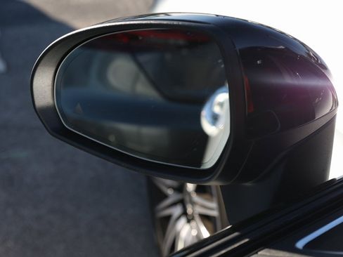 Used 2024 Mercedes-Benz CLE 300 4MATIC Coupe image 10