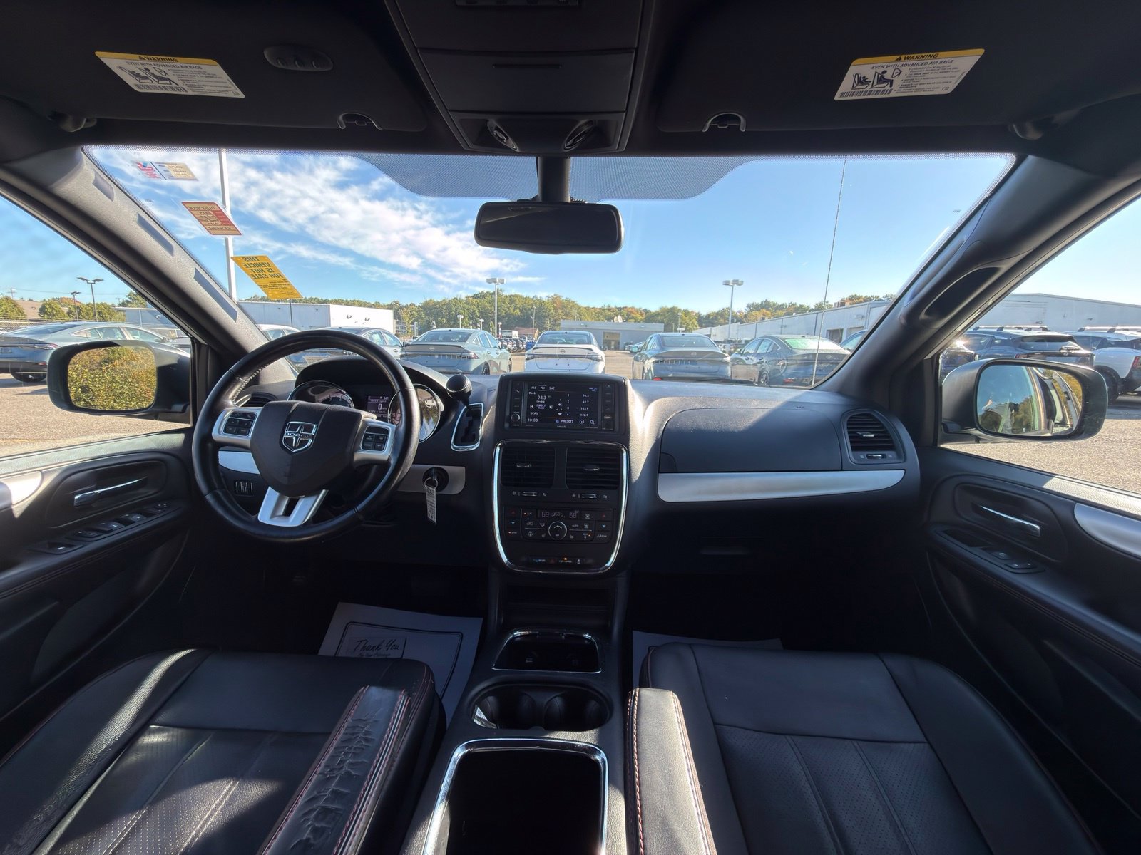 Used 2019 Dodge Grand Caravan GT FWD image 2
