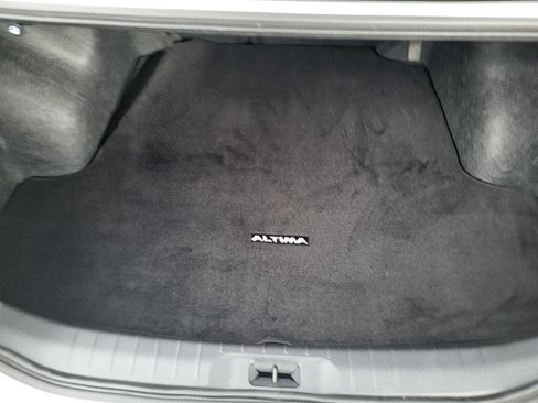 Certified 2025 Nissan Altima 2.5 SR FWD image 12