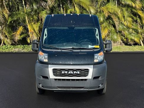 Used 2021 RAM ProMaster 2500 w/ Convenience Group FWD image 2