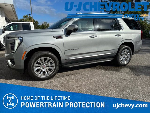 Used 2025 GMC Yukon Denali AWD/4WD image 1