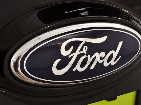Used 2013 Ford Edge SEL AWD/4WD image 21
