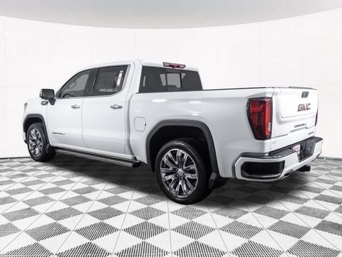 Used 2023 GMC Sierra 1500 Denali w/ Denali Reserve Package AWD/4WD image 16