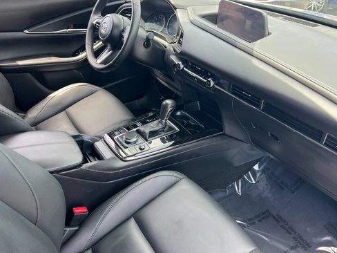 Used 2025 MAZDA CX-30 AWD 2.5 S w/ Preferred Package image 16