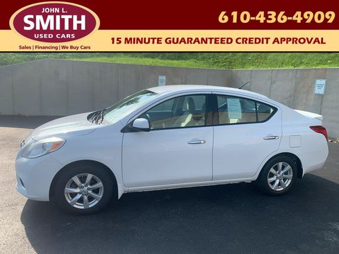 Used 2014 Nissan Versa SV w/ Convenience Package FWD image 1