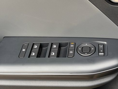 Certified 2025 Kia K4 LXS image 17