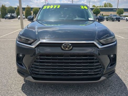 Certified 2024 Toyota Grand Highlander AWD image 9
