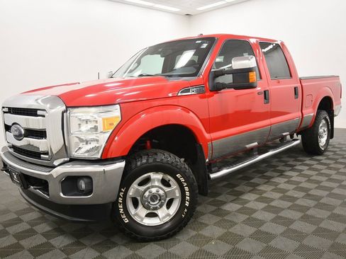 Used 2015 Ford F250 XLT w/ XLT Value Package image 2