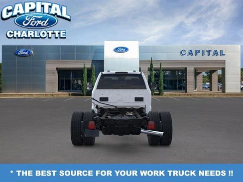 New 2025 Ford F550 4x4 Regular Cab Super Duty image 5