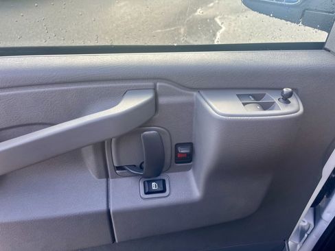 New 2025 Chevrolet Express 2500 Work Van image 16