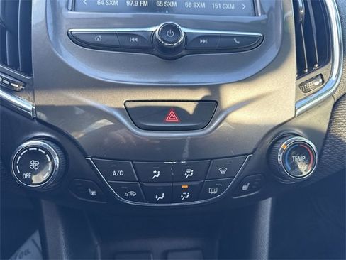 Used 2017 Chevrolet Cruze LT w/ Convenience Package image 25