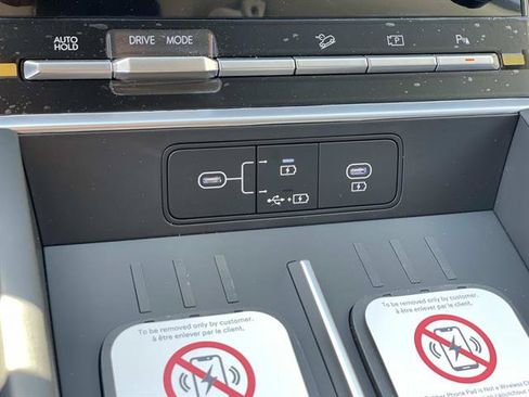 New 2026 Hyundai Santa Fe SE FWD image 15