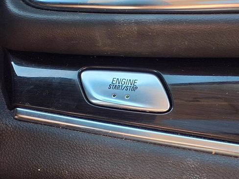 Used 2023 Buick Enclave Essence w/ Experience Buick Package image 20