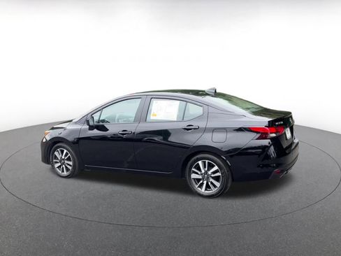 Used 2025 Nissan Versa SV FWD image 10