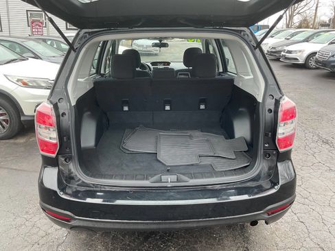 Used 2016 Subaru Forester 2.5i w/ Alloy Wheel Package image 10