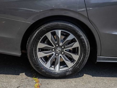 Used 2024 Honda Odyssey EX-L image 6