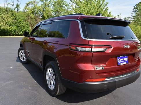 Used 2022 Jeep Grand Cherokee L Limited AWD/4WD image 6