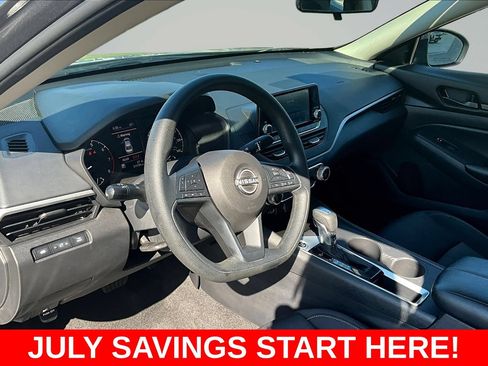 Used 2024 Nissan Altima 2.5 S FWD image 22