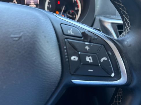 Used 2017 INFINITI QX30 Premium w/ Navigation Package image 25