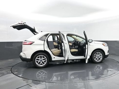Used 2021 Ford Edge SEL w/ Convenience Package AWD/4WD image 29