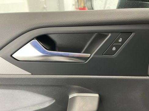 New 2026 Volkswagen Jetta SE FWD image 26