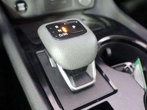 Used 2024 Nissan Rogue SV AWD/4WD image 38