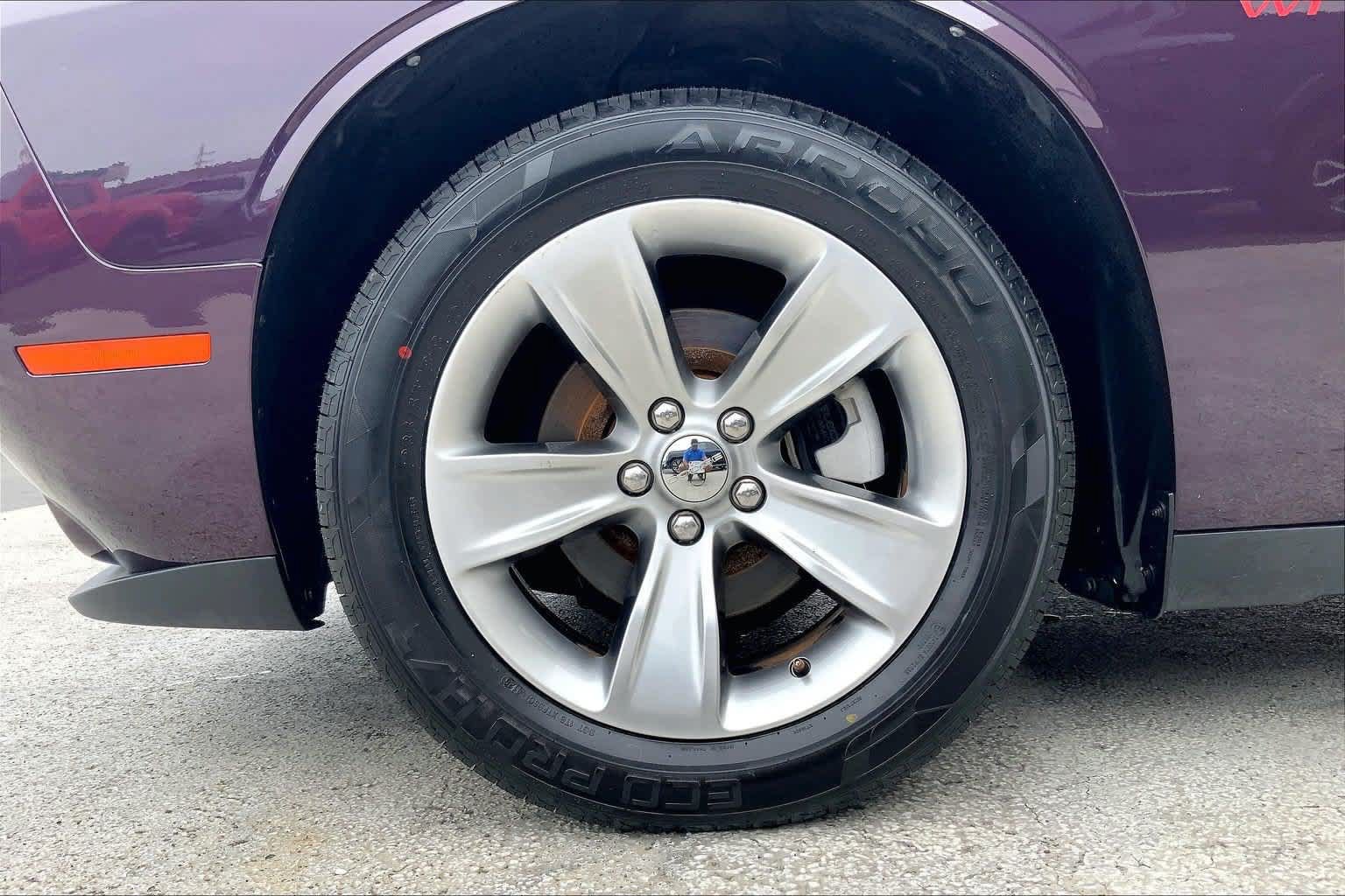 Used 2021 Dodge Challenger SXT RWD image 8