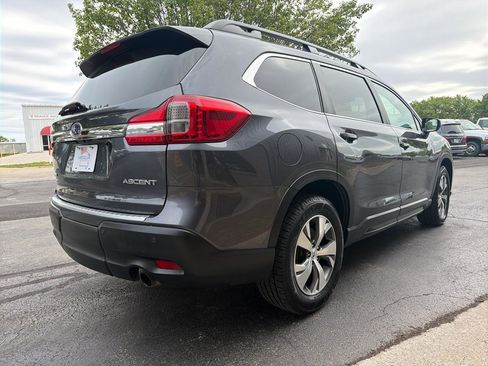 Used 2022 Subaru Ascent Premium w/ Convenience Package AWD/4WD image 5