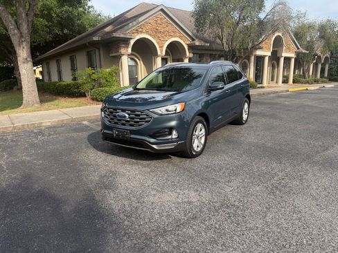 Used 2019 Ford Edge SEL w/ Equipment Group 201A FWD image 4
