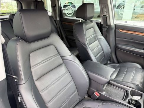 Used 2017 Honda CR-V Touring image 19