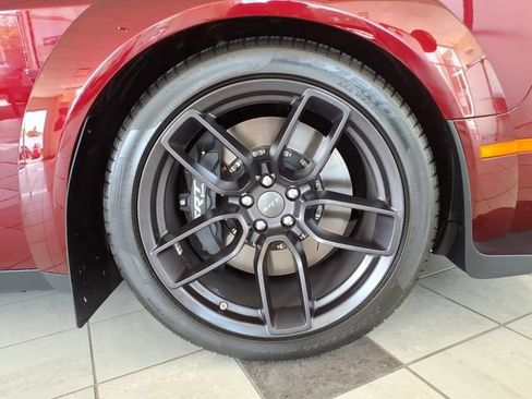 Used 2022 Dodge Challenger SRT Hellcat RWD image 8