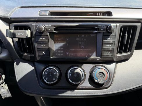 Used 2018 Toyota RAV4 LE w/ All Weather Liner Package AWD/4WD image 18