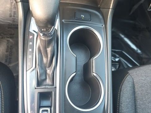 Used 2022 Chevrolet Equinox LT image 20