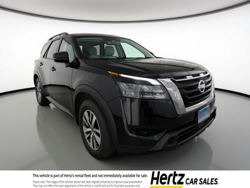 Used 2025 Nissan Pathfinder SV image 1