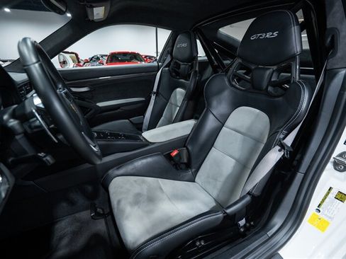 Used 2016 Porsche 911 GT3 RS RWD image 29