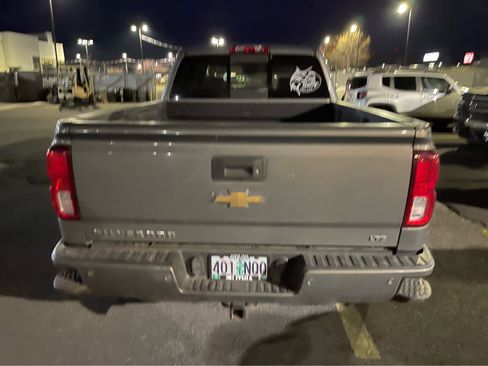 Used 2017 Chevrolet Silverado 1500 LTZ Z71 w/ LTZ Plus Package image 5