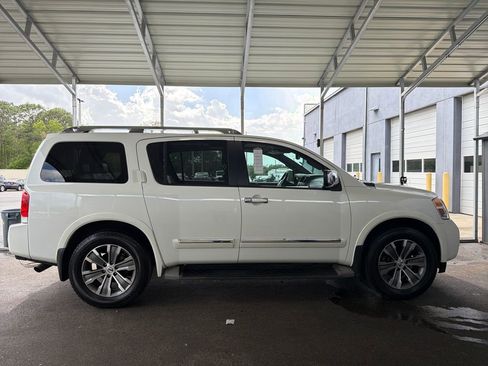 Used 2015 Nissan Armada SL w/ Moonroof Package image 4
