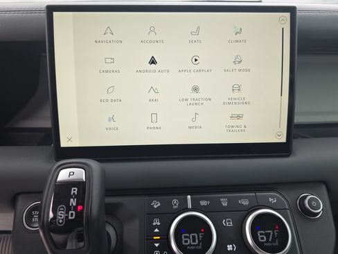 Certified 2025 Land Rover Defender 110 S AWD/4WD image 21