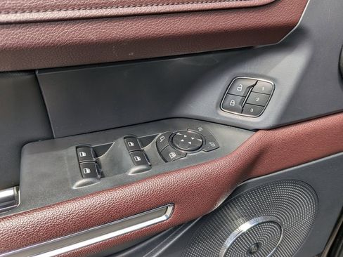 Used 2022 Ford Expedition Max Limited image 19