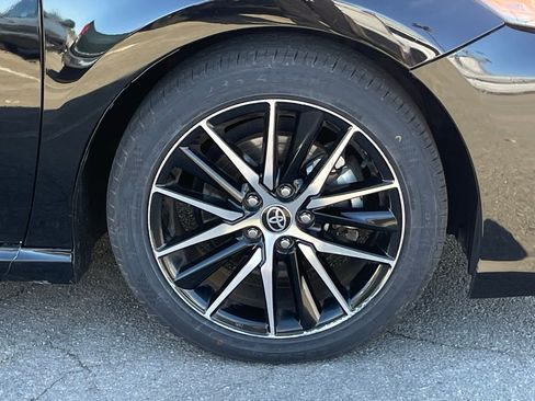 Used 2023 Toyota Camry SE FWD image 31