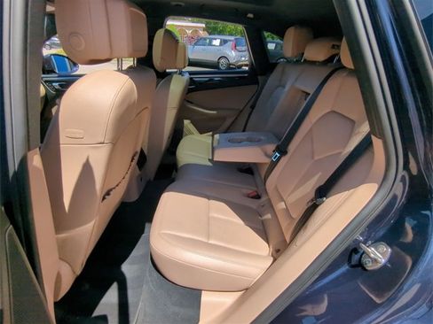 Used 2021 Porsche Macan image 25