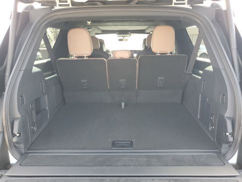 New 2026 Lincoln Navigator L Black Label image 32