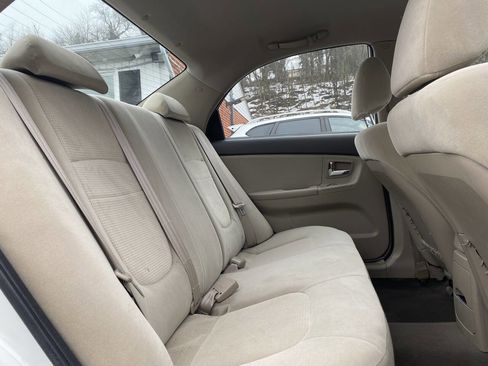 Used 2008 Kia Spectra EX image 21