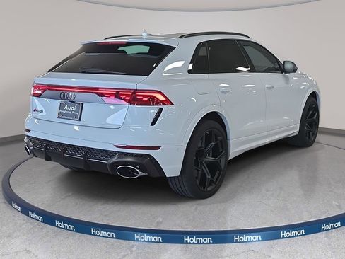 New 2026 Audi RS Q8 performance image 4